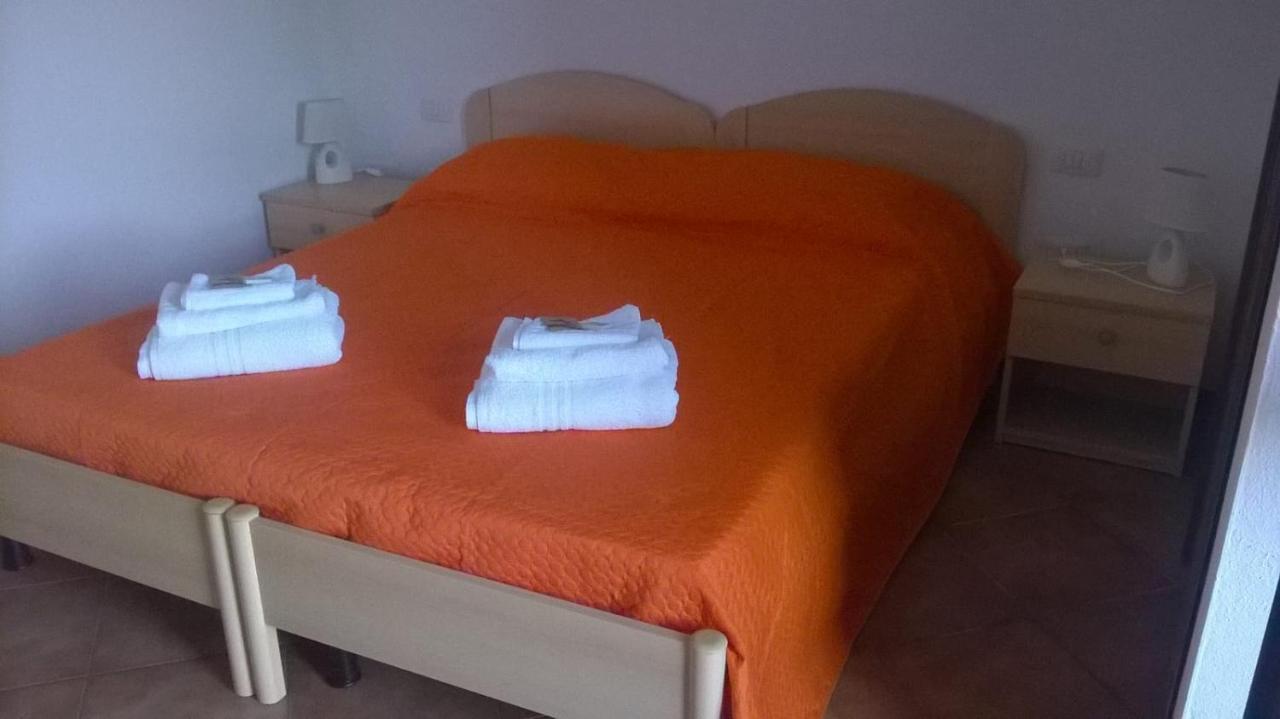 Hotel Bena E Traes Laerru Dış mekan fotoğraf
